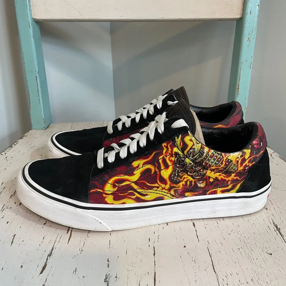 Vans Old Skool Samurai Flame Black Suede Canvas 8.5 MensSneakers 10 Women's